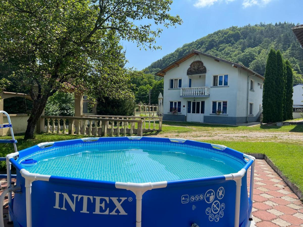 Vacation Home Yoanna Triawna Zewnętrze zdjęcie